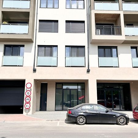 New 2022 Family&Friends Downtown Ac 3Br 2Ba Free Parking Big Balcony Near Metro&Train Station Self Check-In Apt Budapeste Exterior foto