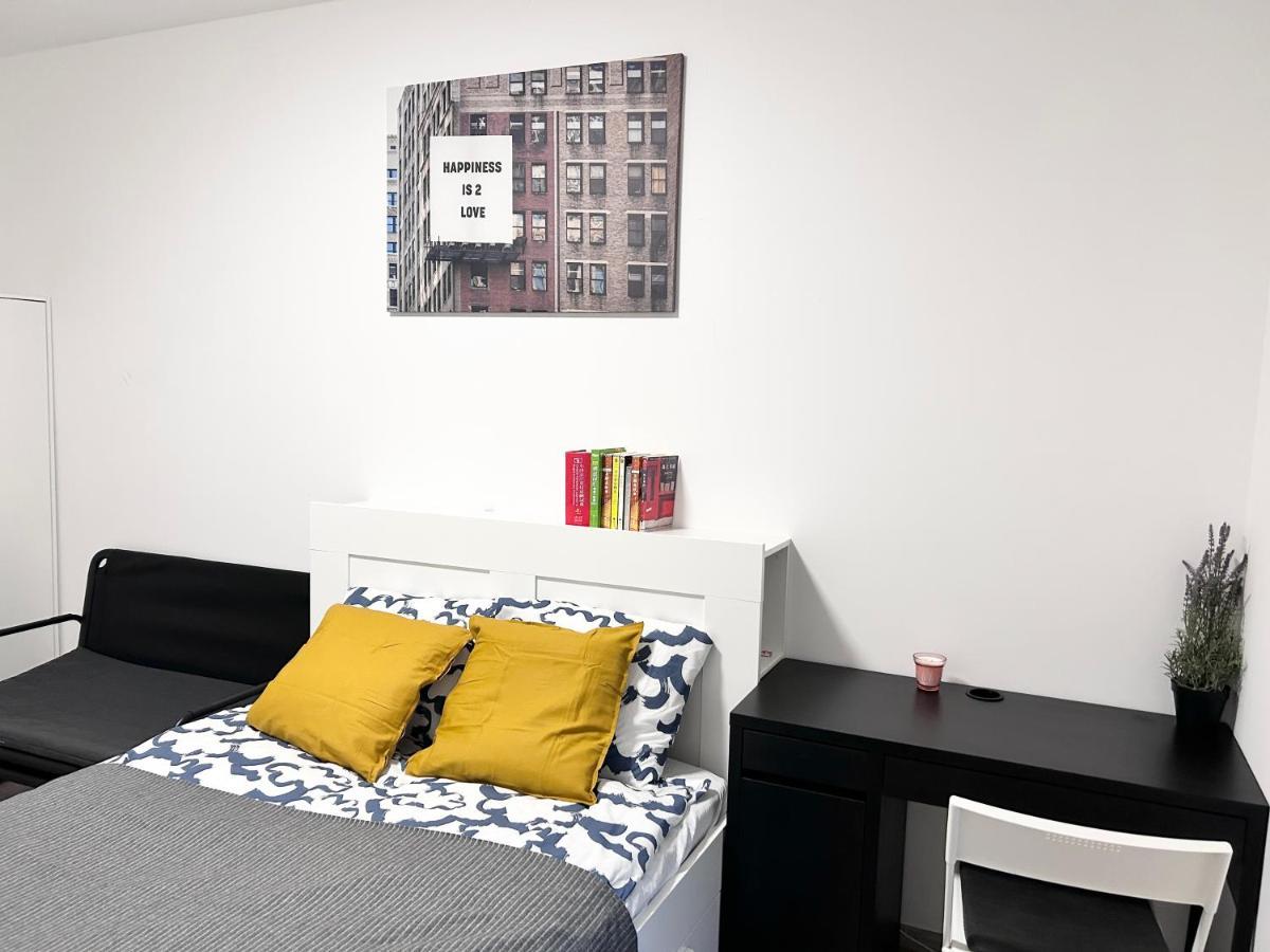 New 2022 Family&Friends Downtown Ac 3Br 2Ba Free Parking Big Balcony Near Metro&Train Station Self Check-In Apt Budapeste Exterior foto