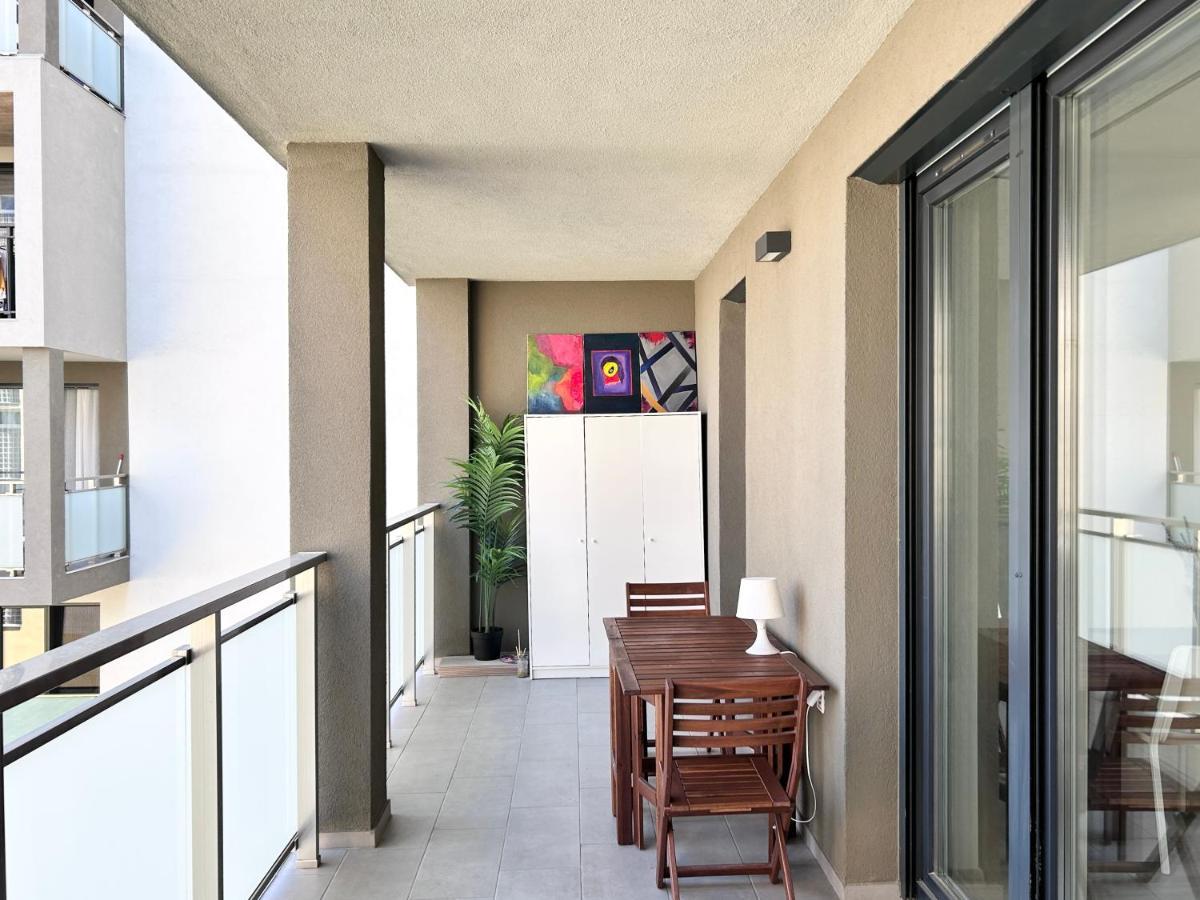 New 2022 Family&Friends Downtown Ac 3Br 2Ba Free Parking Big Balcony Near Metro&Train Station Self Check-In Apt Budapeste Exterior foto