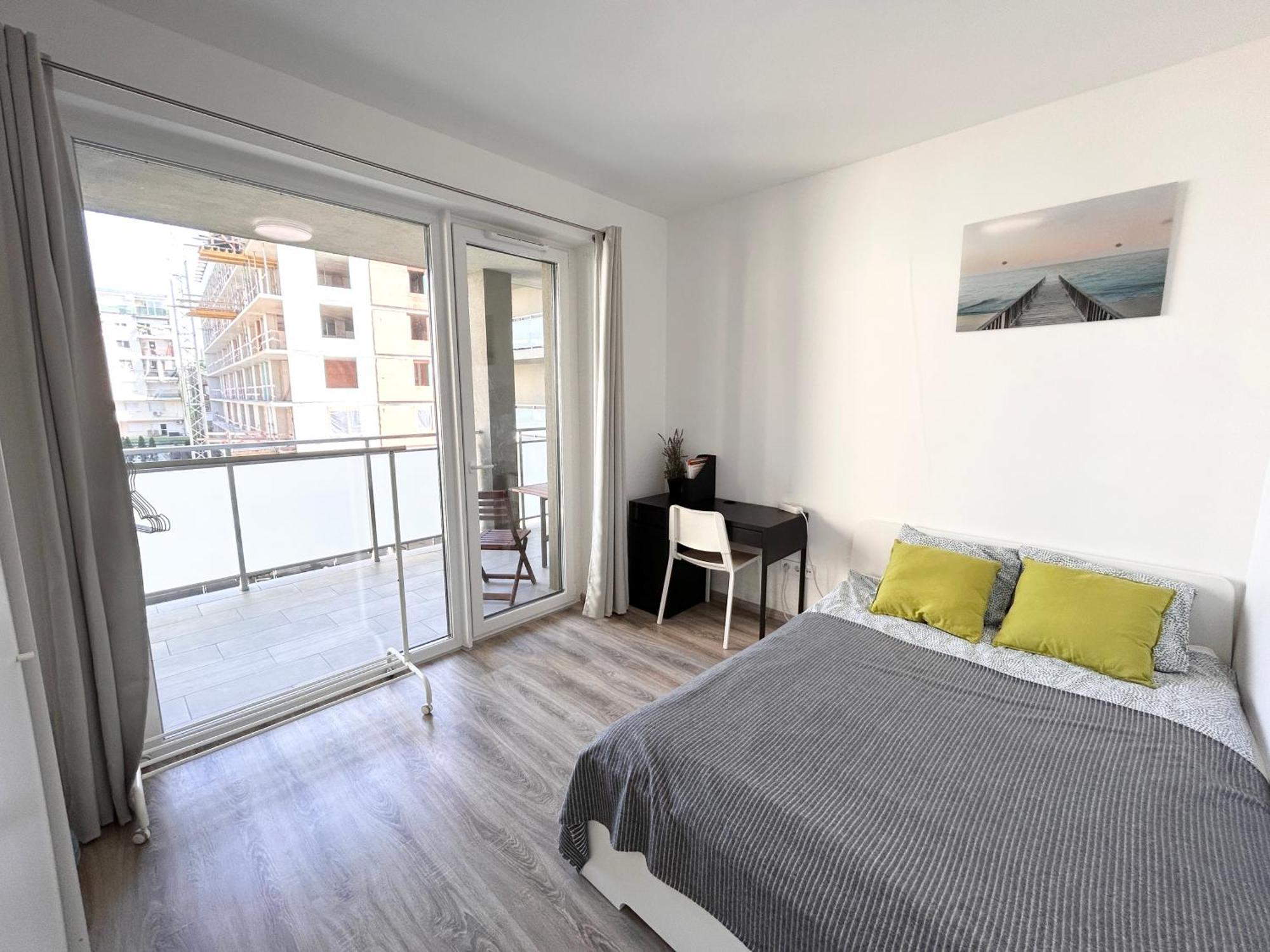New 2022 Family&Friends Downtown Ac 3Br 2Ba Free Parking Big Balcony Near Metro&Train Station Self Check-In Apt Budapeste Exterior foto